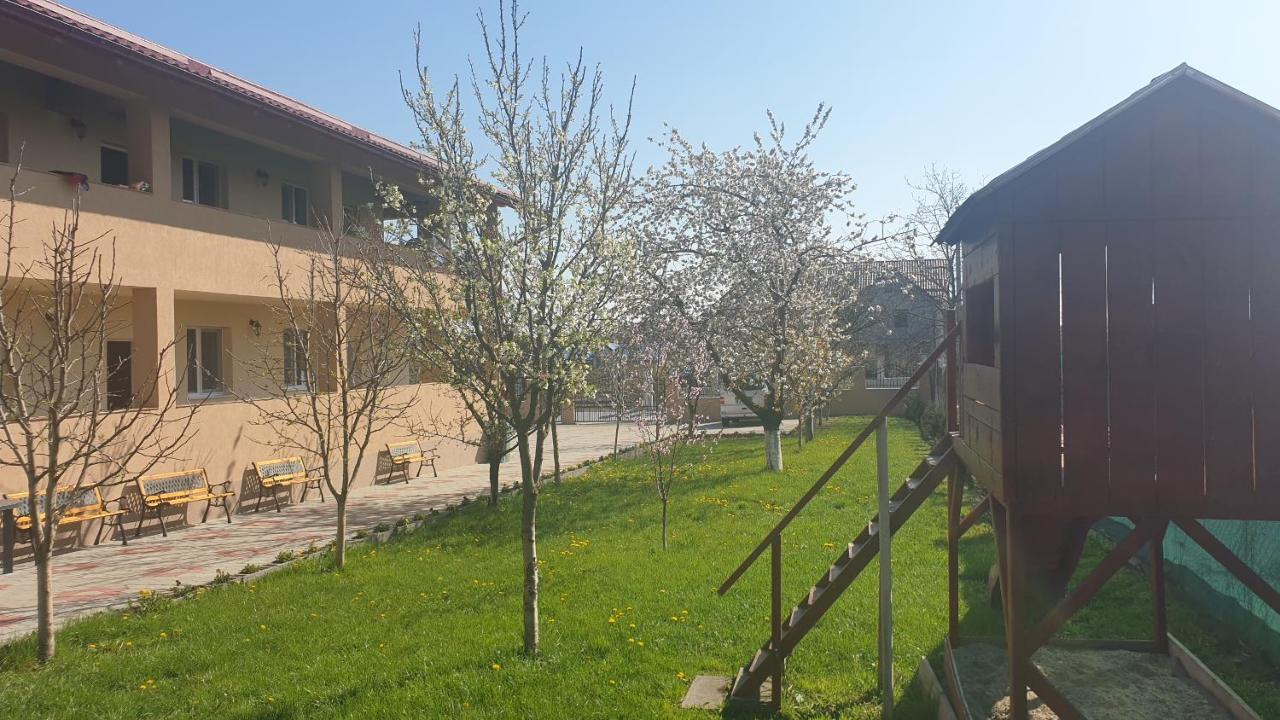 Casa Corina Hotel Turda Exterior foto
